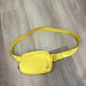 Lululemon belt bag 1L